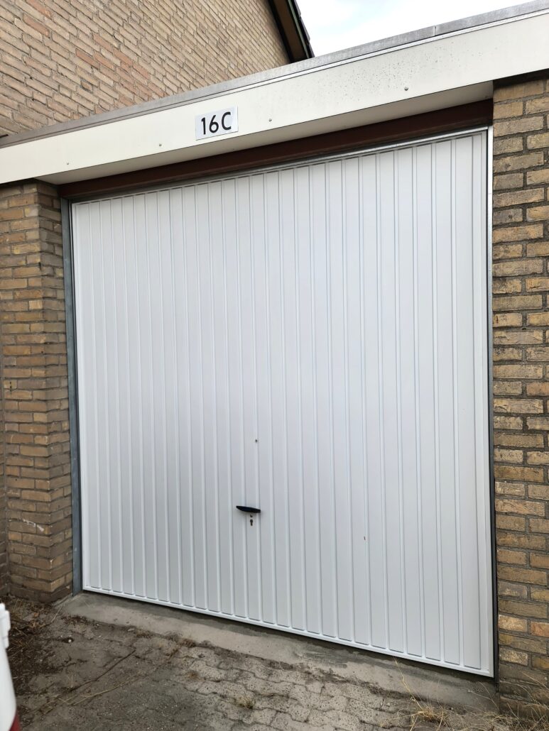 Kanteldeur – Model Rees – RAL9016